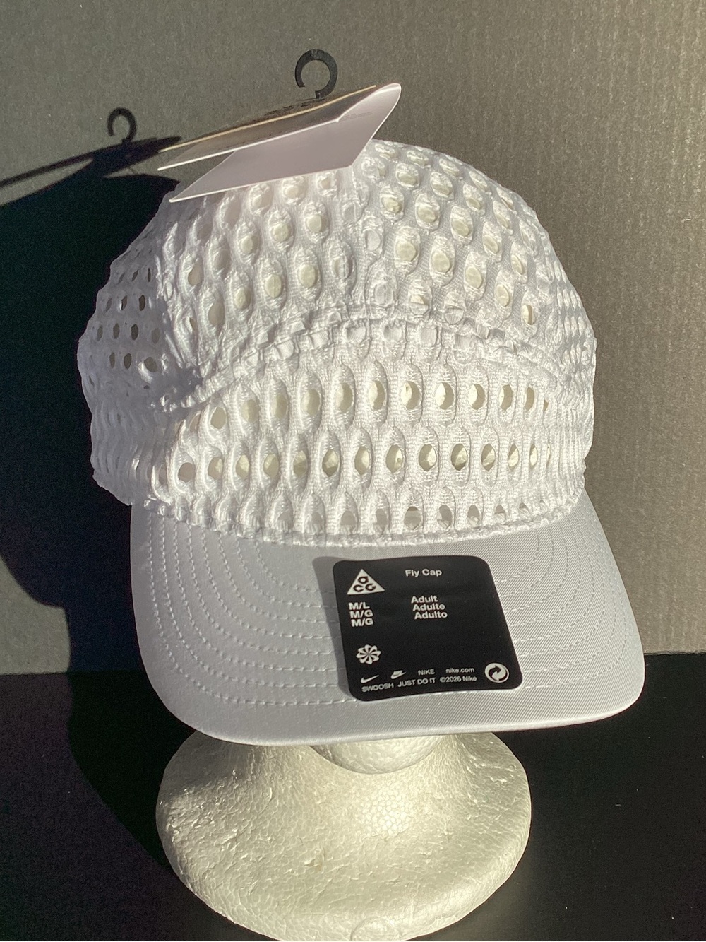 Nike ACG Radical Airflow Trail Running Hat M/L NWT